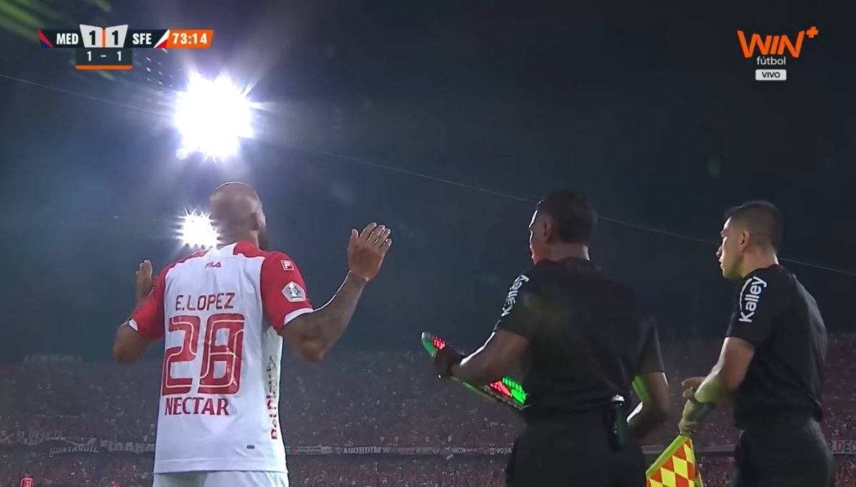Chipaburro's tweet image. TOP 5 CAMBIOS MÁS IMPRESIONANTES EN LA HISTORIA DEL FUTBOL: