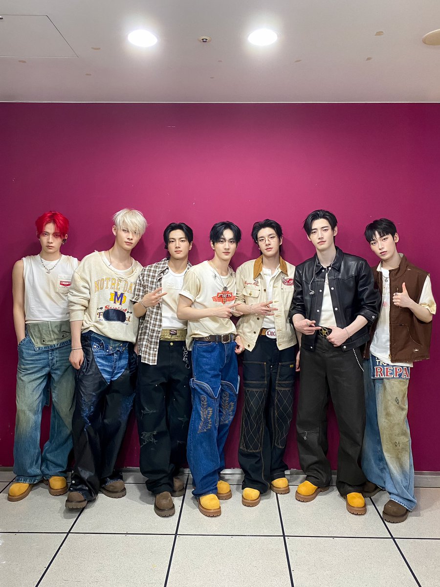 Gyunghon's tweet photo. It felt like heaven today because we were with ENGENEs. Being on stage for Show! Music Core and performing “Bad Desire” was unforgettable. Moments like this remind us why we do what we do. Thank you for being there, always. Let’s keep making memories together. https://t.co/VnvjasAD9X