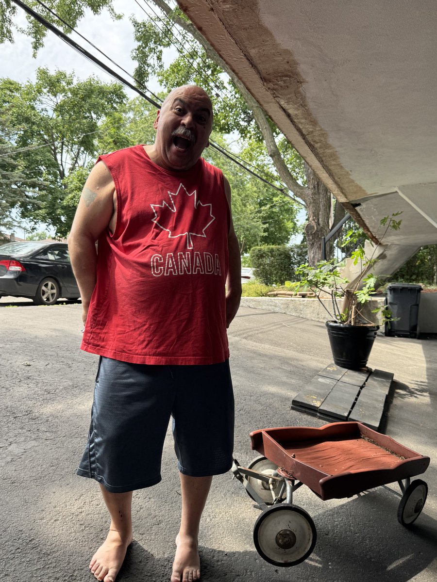 clamchowder7's tweet photo. #1 #AutismIsMySuperPower !!! #1 #NeverGiveUp !!! #1 #ONE #1 #PERSONS #1 #TRASH ANOTHER #1 #PERONS #1 #TREASURE #1 IT REMINDS BACK WHEN I WAS IN MY #1 #OUTREMONT I WOULD ASK PEOPLE AT #1 #STEINBERG AND #1 #DOMINION FOR SOME #1π€π€π€π€π€π€#GROCERYDELIVERY WITH THIS !! #1 #Montreal https://t.co/o4BgQ2DJCp