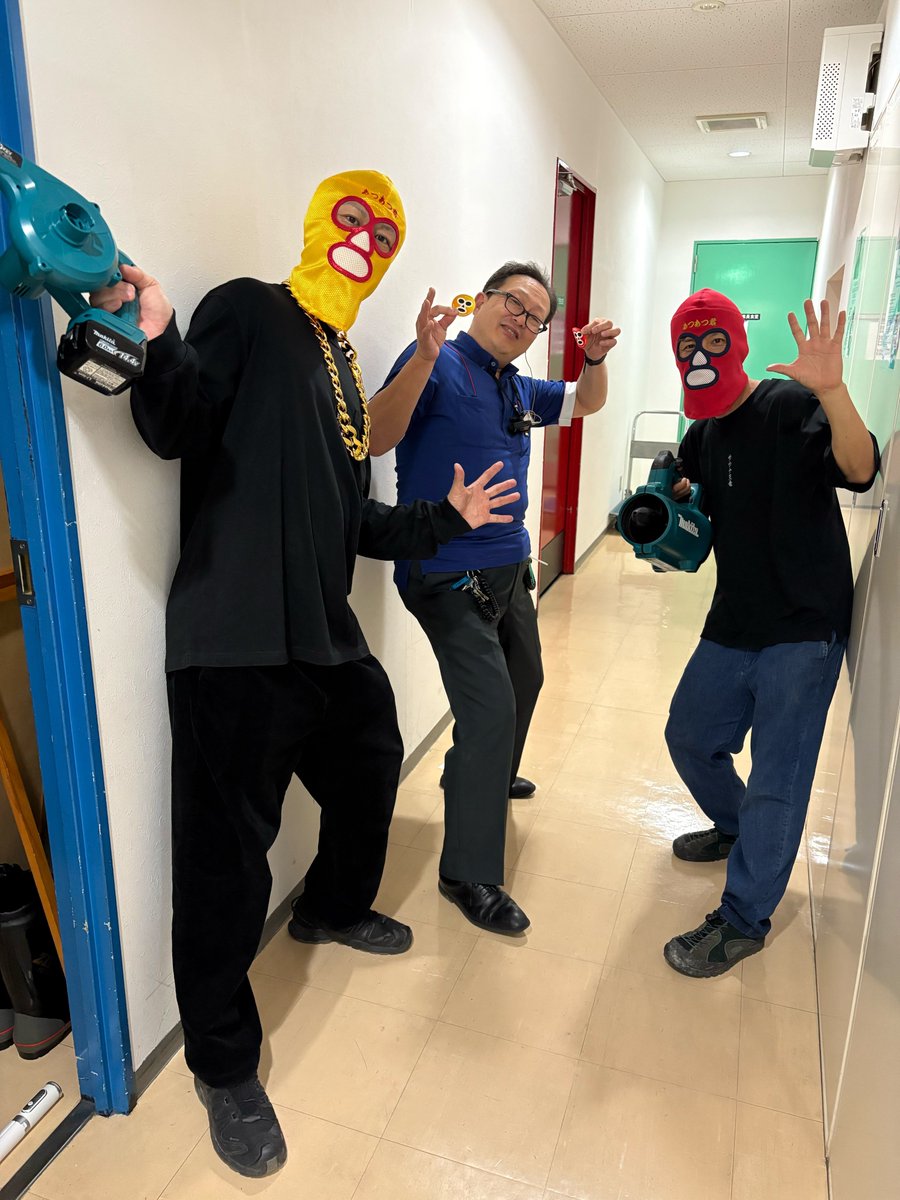 今日？？のしんちゃん
明日11日　あつあつ君
来てくださるっす(^^)/

お会いできるのを
楽しみにしておりまっす(^_-)-☆

添付のお写真は、
前にお会いできた時のでっす📷
#マルハン東新田店