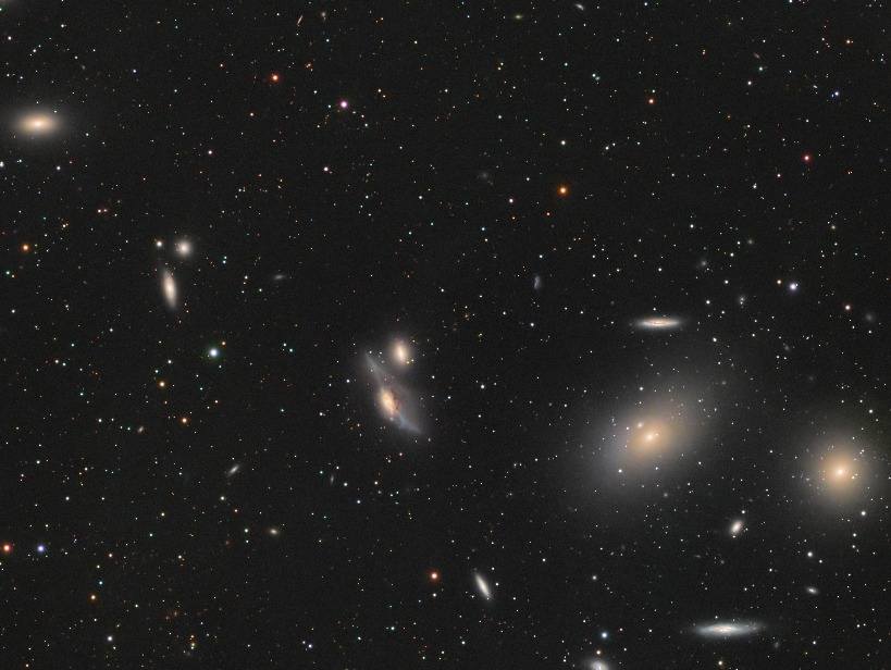 zwoastro's tweet photo. ✨ Markarian’s Chain
A stunning view by Flávio Moraes. 💫
🕒 ~25 hours of exposure under Bortle 6 skies
📸 Askar FRA400 | ASI294MC Pro
#ZWO #MarkariansChain #DeepSky #ASI294MCPro #Astrophotography https://t.co/bDDLRYxt5Y