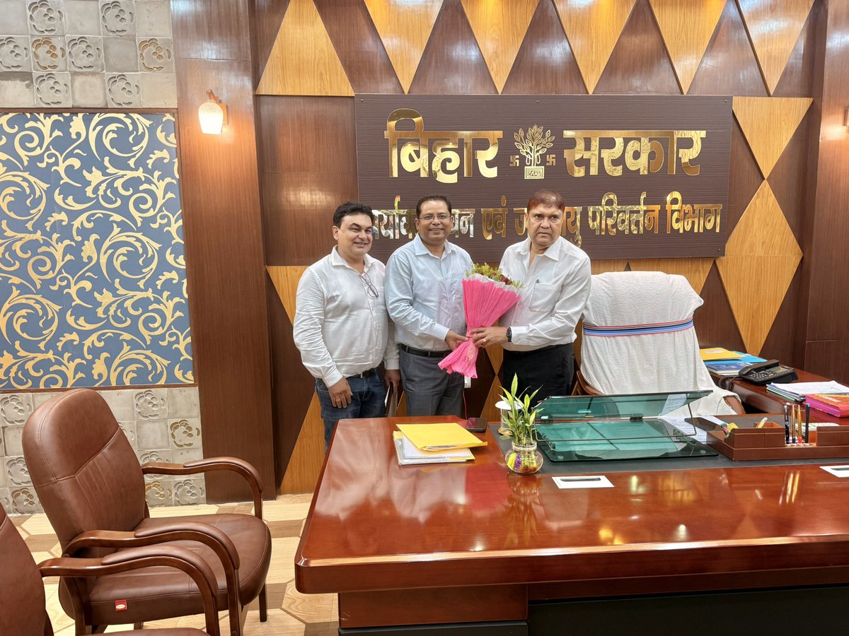We met Dr. Sunil Kumar, Bihar's Environment Forest &amp; Climate  Minister, to discuss Harit Bihar, a commendable government initiative. He requested IAP to launch the campaign statewide, which we fully support.<a href="/DoSWBihar/">Social Welfare Department, Bihar</a> <a href="/CMBiharNK/">Vision Of Nitish Kumar</a> <a href="/BandanaPreyashi/">Bandana Preyashi</a> <a href="/PMOIndia/">PMO India</a>