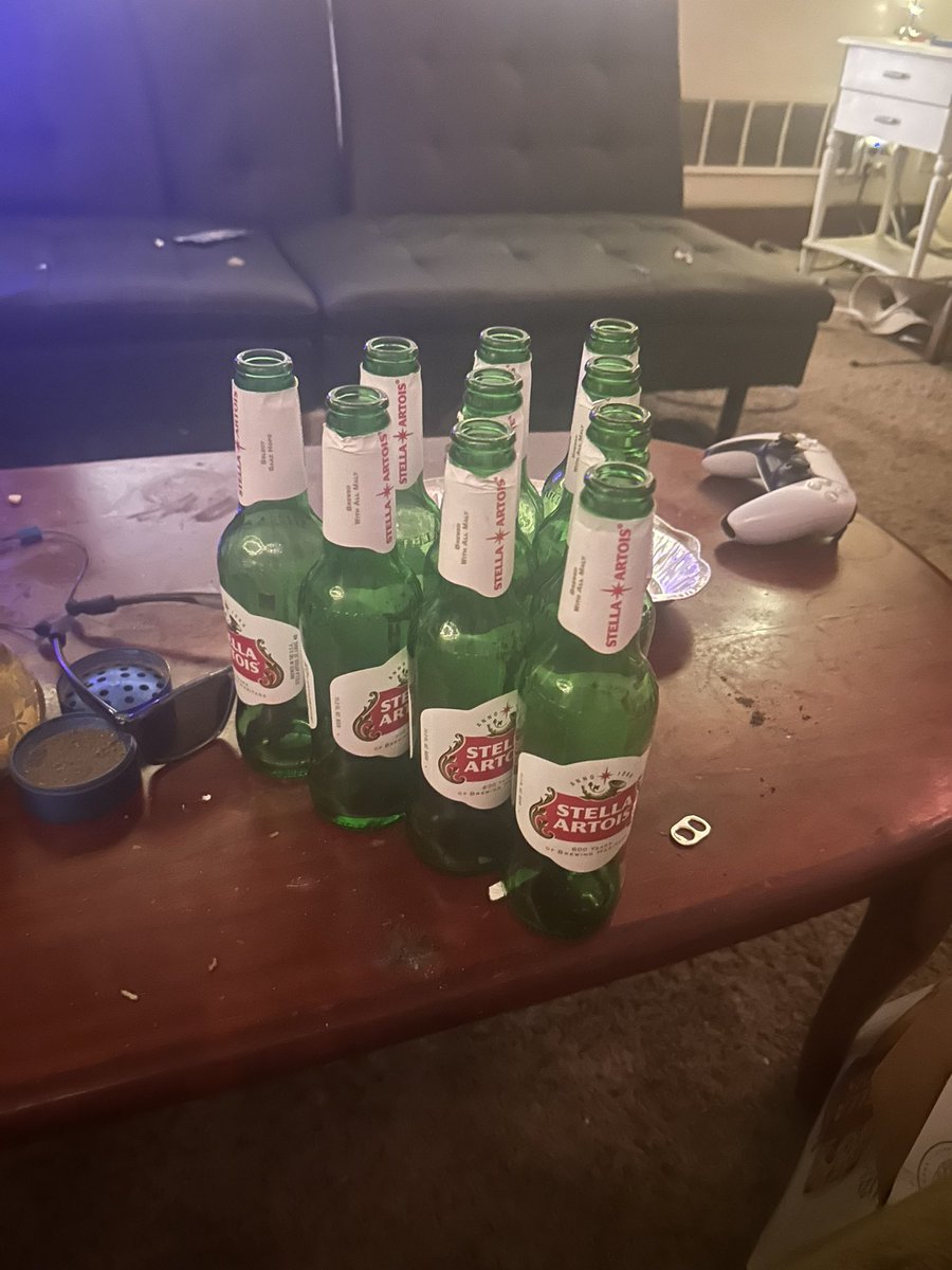 Johnny Banks tweet media