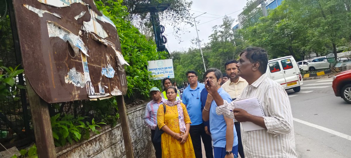 Zonal Commissioner Khairatabad, GHMC (@zc_khairatabad) on Twitter photo Today, inspected Road No. 44 & Road No. 92, Jubilee Hills to review sanitation and road conditions.
Instructed officials to address issues immediately and ensure cleanliness and proper road maintenance for public convenience. <a href="/CommissionrGHMC/">Commissioner GHMC</a> <a href="/gadwalvijayainc/">Vijayalaxmi Gadwal, GHMC MAYOR</a> <a href="/PrlsecyMAUD/">Prl Secy MAUD.</a> Today, inspected Road No. 44 & Road No. 92, Jubilee Hills to review sanitation and road conditions.
Instructed officials to address issues immediately and ensure cleanliness and proper road maintenance for public convenience. <a href="/CommissionrGHMC/">Commissioner GHMC</a> <a href="/gadwalvijayainc/">Vijayalaxmi Gadwal, GHMC MAYOR</a> <a href="/PrlsecyMAUD/">Prl Secy MAUD.</a>