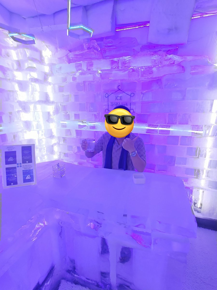 KAKUTOUGI_No1_'s tweet photo. -10℃の中、氷のグラスで酒飲んでます寒いです。
#ICETERRACE https://t.co/ZkhsGRZCqo