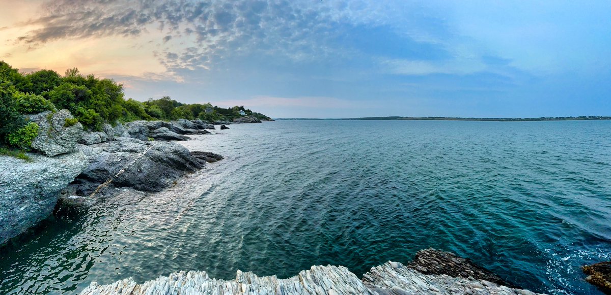 woodyardae's tweet photo. Portsmouth, RI https://t.co/0hoaP61kuE