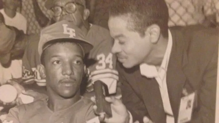 richard93612's tweet image. En gran periodista #Baseball/#Béisbol @Enrique_Rojas1 con Pedro Martínez, pana @Kenneth_Garay y @FerAlvarez. Viendo #TEXvsSD.

#MLB #MLBxESPN #ESPN #ESPN2 #ESPNBéisbol
Dale RP 🔃