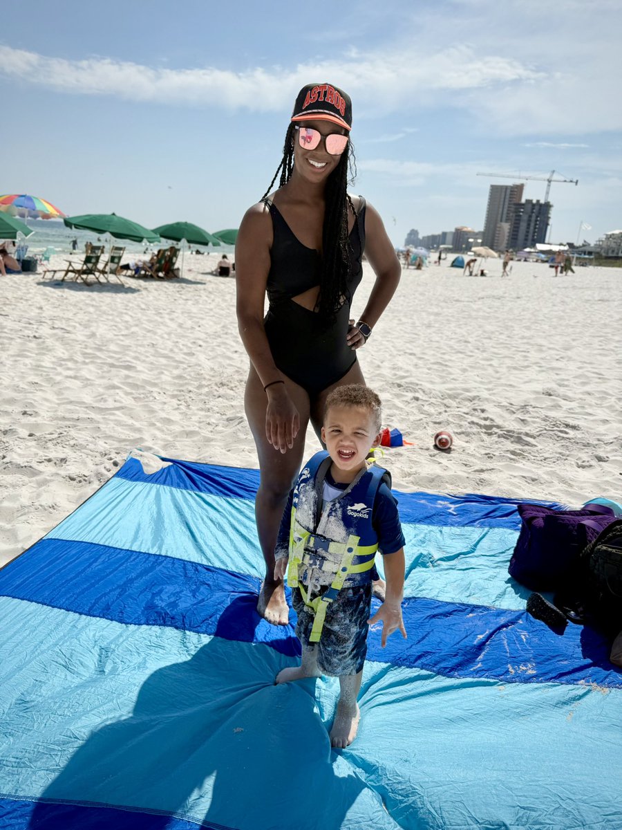 Sunday fun day at Orange Beach! #DadLife #RioWilk🍊