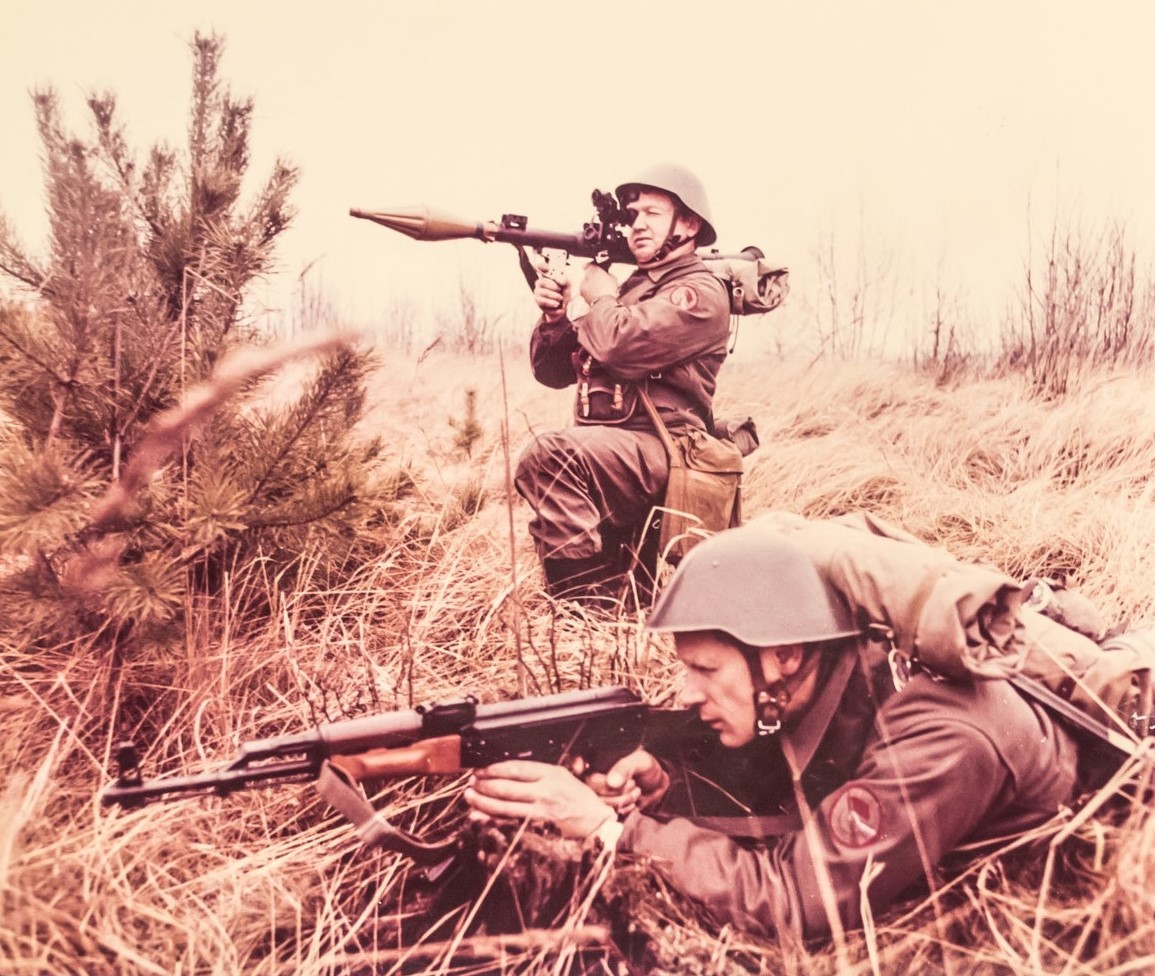 Hammer and Compass Visuals (@revaus199) on Twitter photo 