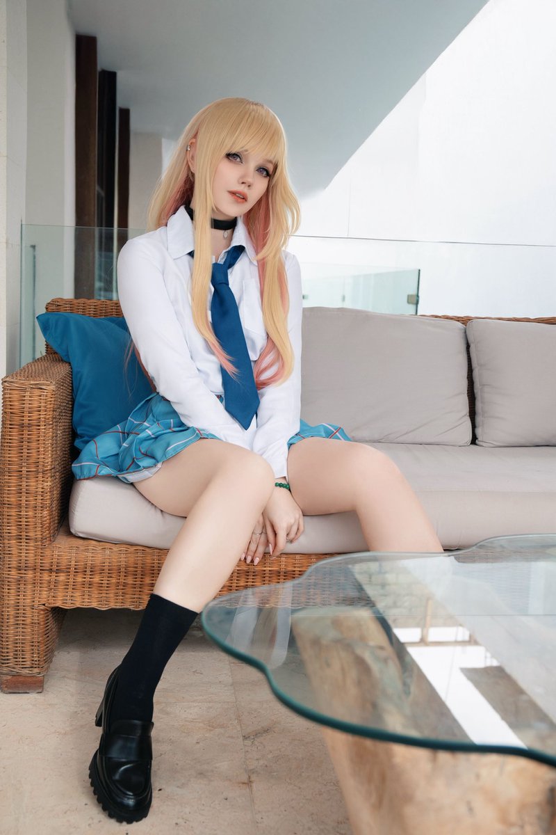 caticornplay's tweet image. Undressing game with Marin
1000❤️ and 100🔁 to continue