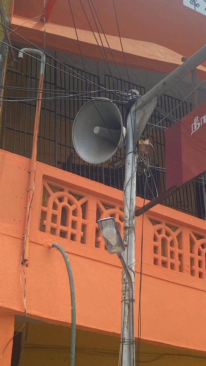 DavidManohar7's tweet image. Many complaints raised, No action from #ChennaiPoliice &amp;amp; #TNPCB to remove 14- 15 Banned cone speakers on the St. Thomas Mount hill shrine, which is surrounded by residents from all faiths. It&apos;s a nuisance/noise pollution to all residents every evening, disturbing the