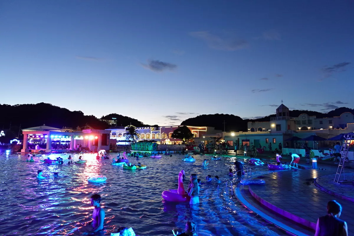 ラグーナプールパーティ (@starlightpool) on Twitter photo 