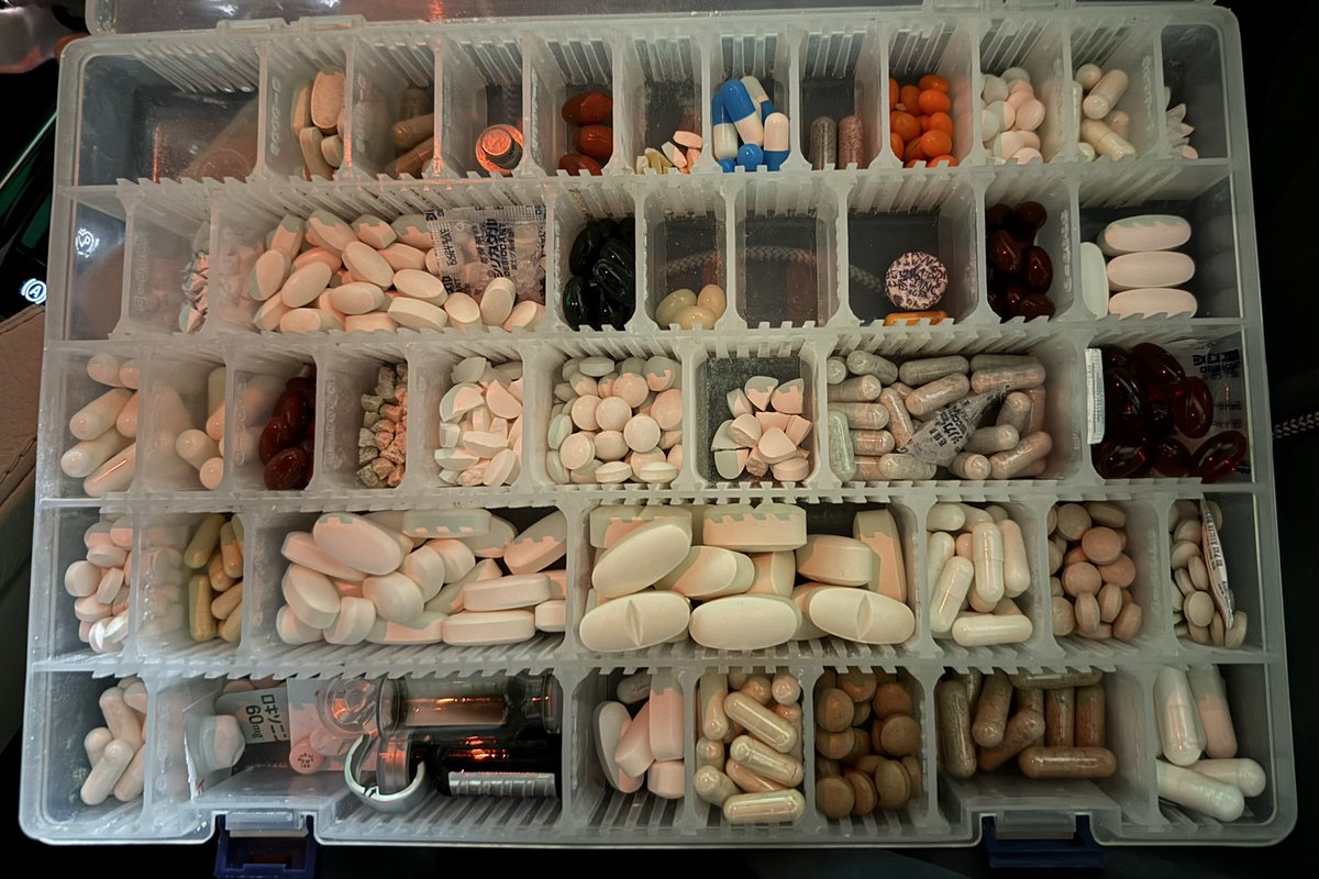 【保存版・ベストボディジャパン優勝のサプリ】

★ビタミンD、ルテイン+ゼアキサンチン、レスベラトール、アシュワガンダ、リジン、コエンザイムQ10、アルファリポ酸、★★DHCマルチビタミン、低分子ヒアルロン酸、アスタキサンチン、★★ビタミンC（パルミテート）、★★Dear