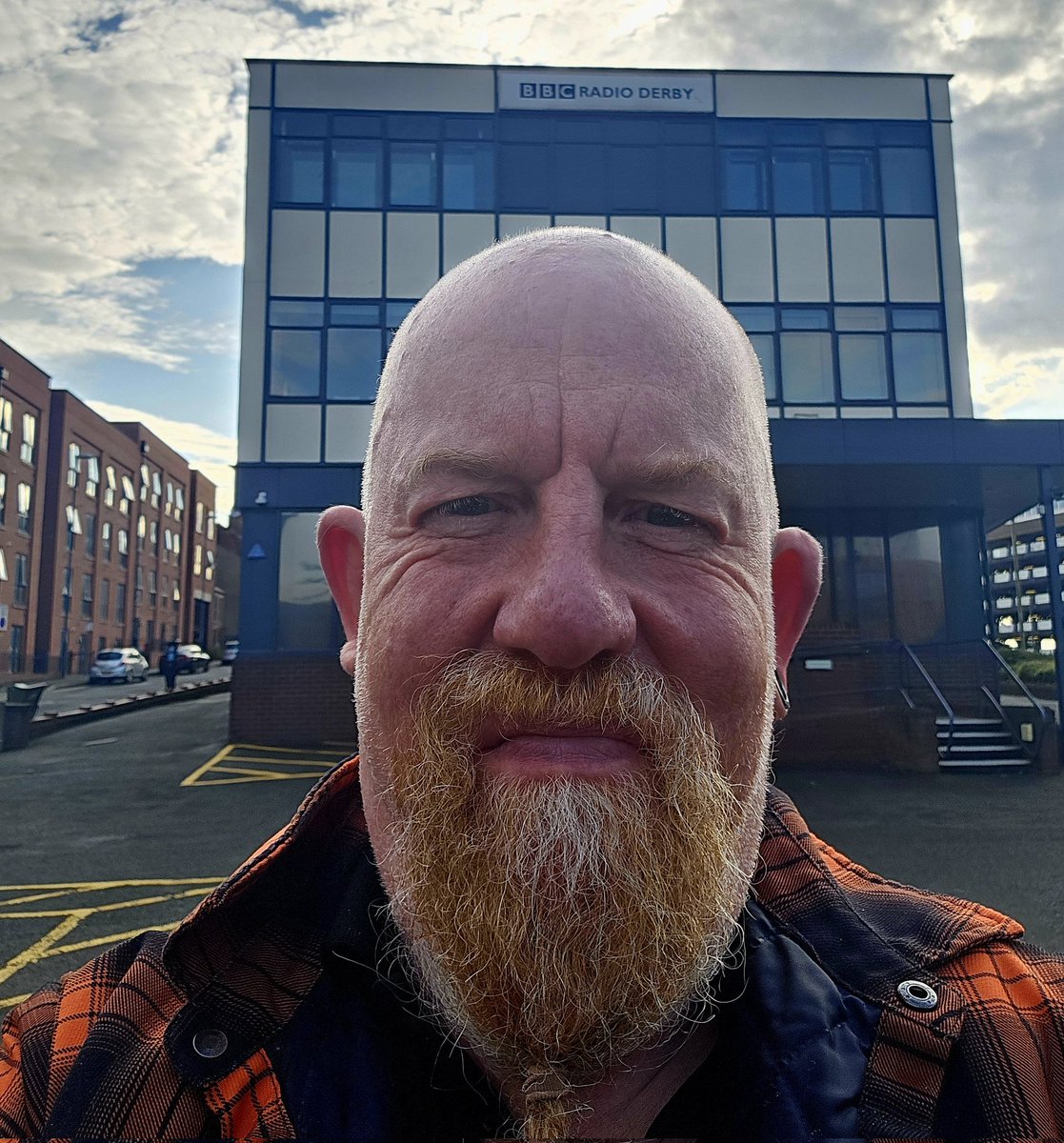 thepdviking's tweet image. It's an early one. Listen in about 0750 on the Radio Derby breakfast show. Spreading the word! #leavenotrace #thepeakdistrictviking