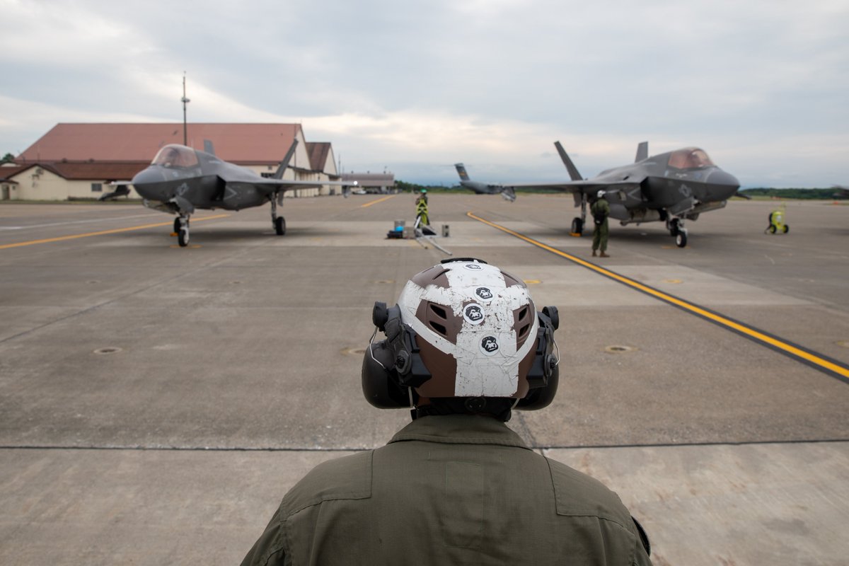 1stMAW_Marines's tweet image. Ever seen a Black Sheep fly? Stick around.
A U.S. #Marine Corps F-35B Lightning II aircraft with Marine Fighter Attack Squadron (VMFA) 214 prepares to take off during a deployment for training at Misawa Air Base, Japan, June 16, 2025.