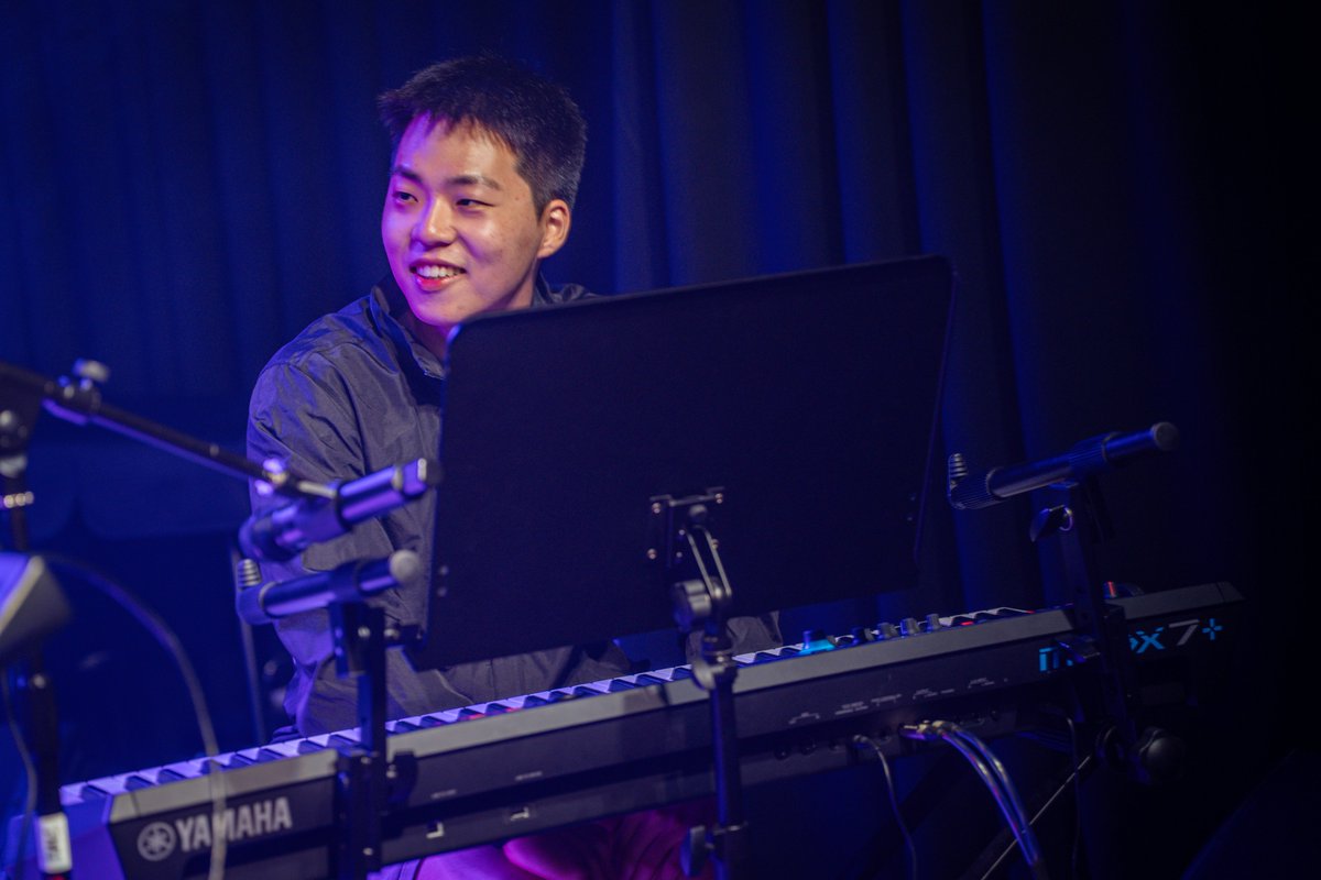 25.07.06 썸머 디스토션!!
1. 도타 (<a href="/Band_DOTA/">도타(DOTA)</a>) - 2

#디스토션후기