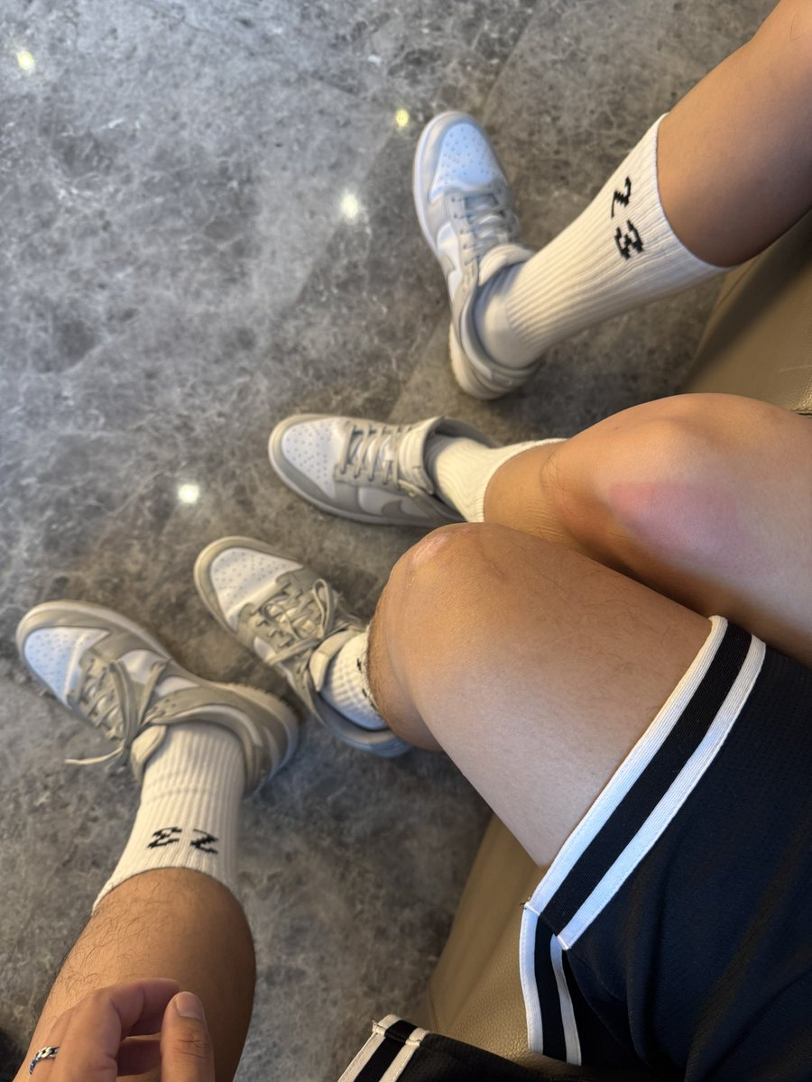 雙倍的味道
雙重的享受😎
-
#鞋襪控 #白襪 #nike #dunk