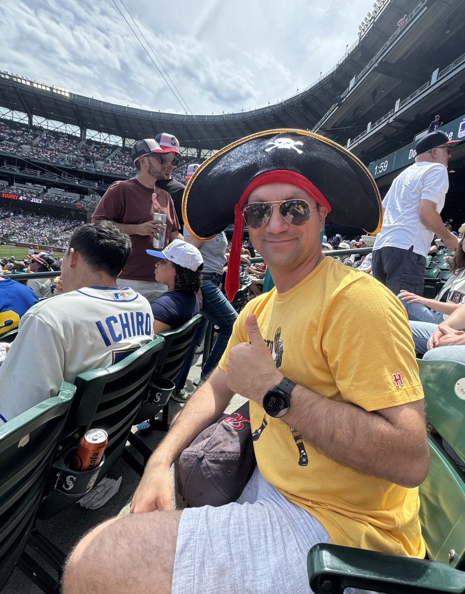 slane_nestor's tweet image. x2 sports events this weekend in Seattle.
Permanent away fan trolls out here. No complaints