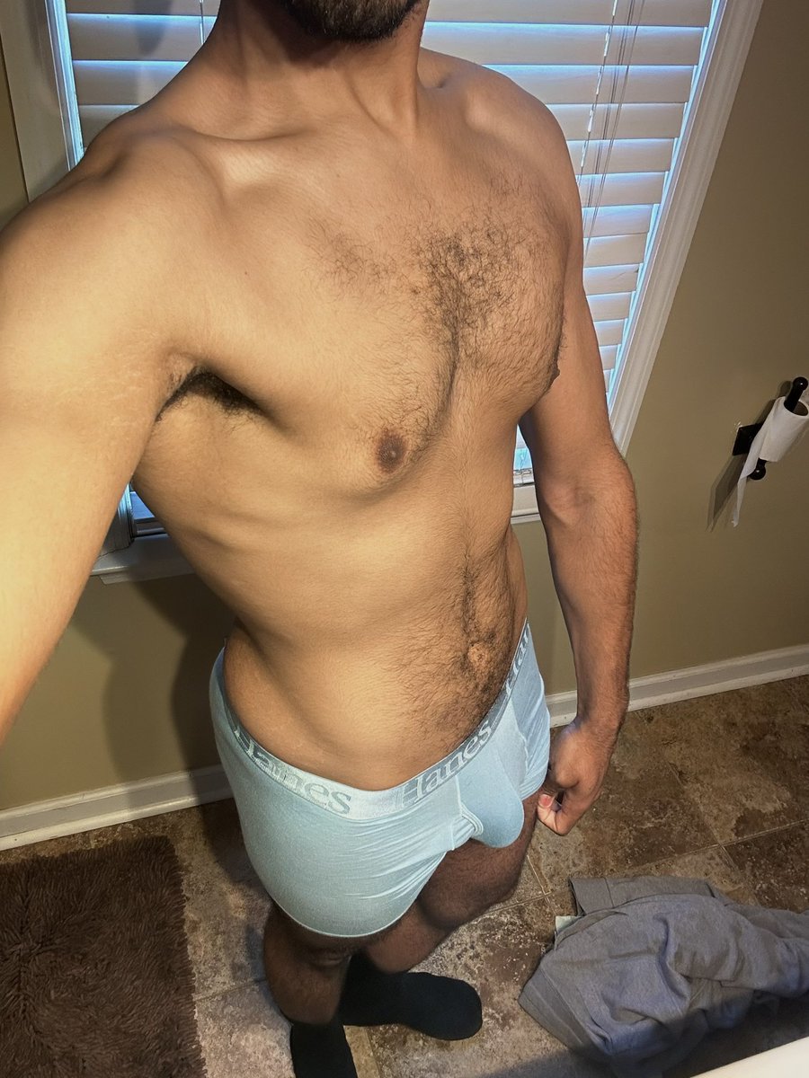 CalThisWay's tweet image. I got a new necklace, thoughts?