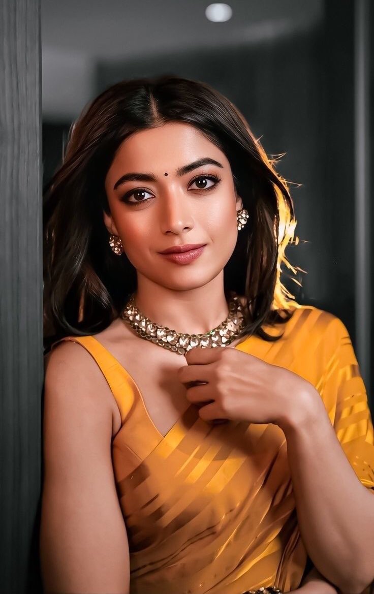 GetsCinema's tweet photo. #Ramayana - IN PRESENT GENERATION - Which Actress is PERFECT in #Sita Maa Role - ACCORDING TO YOU. https://t.co/hWniyxZdHM