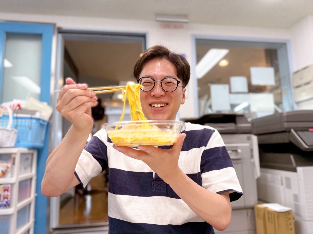 Pちゃん #ジリメシ なう。

#お昼ごはん
#ネイビーズアフロ #和田麻実子
#みみだん #ラジオ大阪