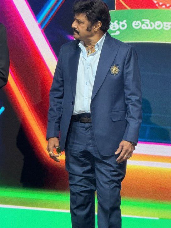 BalayyaUsa's tweet image. At NATA, Padma Bhushan awardee Sri Nandamuri Balakrishna was proudly honored with the Lifetime Achievement Award 💐👏 A true recognition of his remarkable contributions and legacy! 💐👏
#AkhandaThandavam2 #Balayya #NBK #Nandamuri #BalayyaBabu #Akhanda2 #DaakuMaharaaj