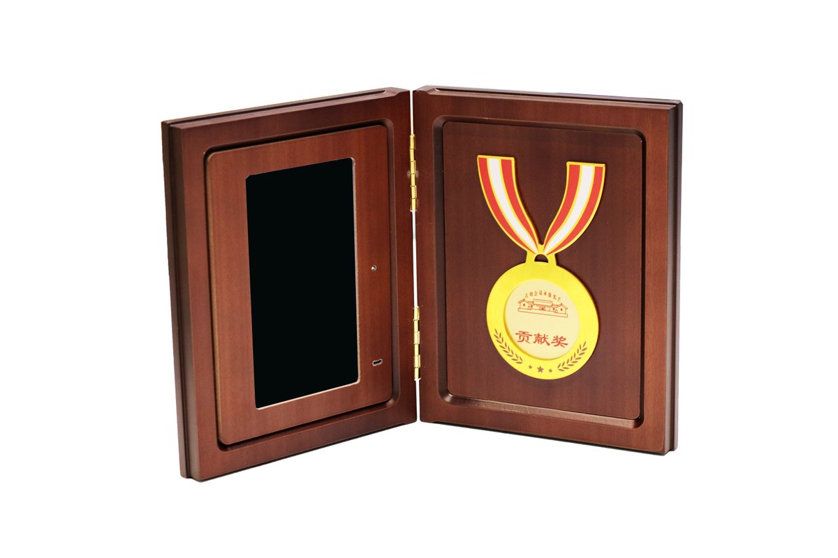 shinyltd's tweet image. ✨ Your story, beautifully boxed!
From real estate launches to grad gifts, our custom video boxes turn moments into magic. Choose sizes, prints, and triggers!

heshengcards.com

👉 DM for catalog 
#VideoBox #CustomPackaging
#Heshengcards #SHINY #shinyindustrial #OEMDesign