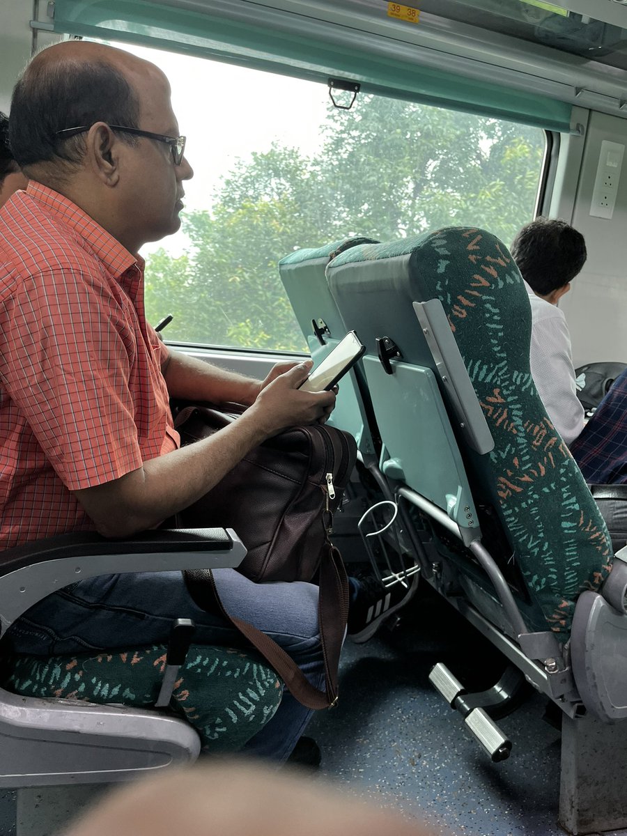 Avi1985nath's tweet photo. People standing in AC coaches as general coaches and some got vacant seats as if they had reserved and no checks for them and they call or pretend to be staffs - are they not paid as staffs that they do free travel in AC coach and we book tickets by spending 600 INR @ErAsansol https://t.co/RHfLXMUDfA