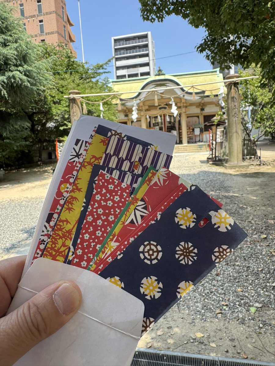 七夕🎋^ ^
〜本日は定休日です〜
皆の願いが叶いますように^ ^
パンパン👏

🔴決定済み８月のスケジュール
2日(土)ヰカちゃんの蝋燭あそび🕯️
9日(土)Bar昼顔さんでショーします
10日(日)縄の教室
11日(月)㊗️水鉄砲🔫の会
16日(土)焼酎会
24日(日)責め縄緊縛研究会
30日(土)ボコの日