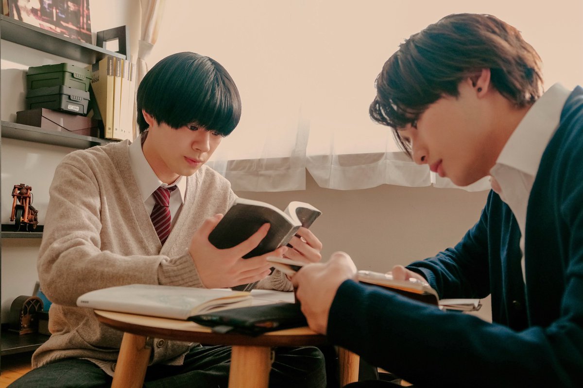 ／
『#ドラマ被写界深度』
#FOD にて独占配信中📚
＼

紺ちゃんに誘われて
テスト勉強をすることに！😳

🕊️毎週(金)20時配信
🔗fod.fujitv.co.jp/title/80i5

#宇佐卓真 #平野宏周
#Hisyakaishindo #DepthOfField