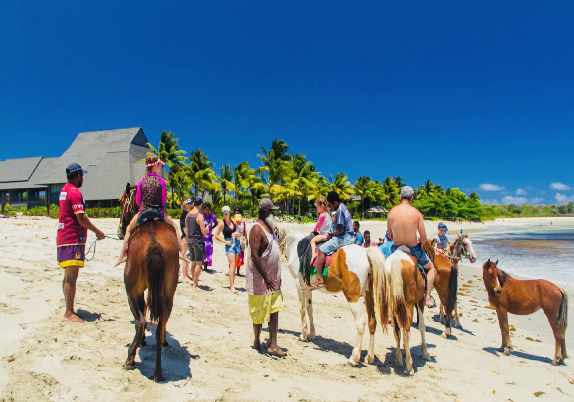 Ptt_fiji's tweet image. #TourDay⁉️
#WholeDay Coral Coast Tour.

For all your #transfer, #tours &amp;amp; #hire, contact📲 us on;
  ✔️ Ph📞: +(679) 2157804
  ✔️ WhatsApp📱: +(679) 2157804
  ✔️ Email📧: prestigetravel.fj@gmail.com
  ✔️ Facebook🖥️: facebook.com/share/g/167is4…