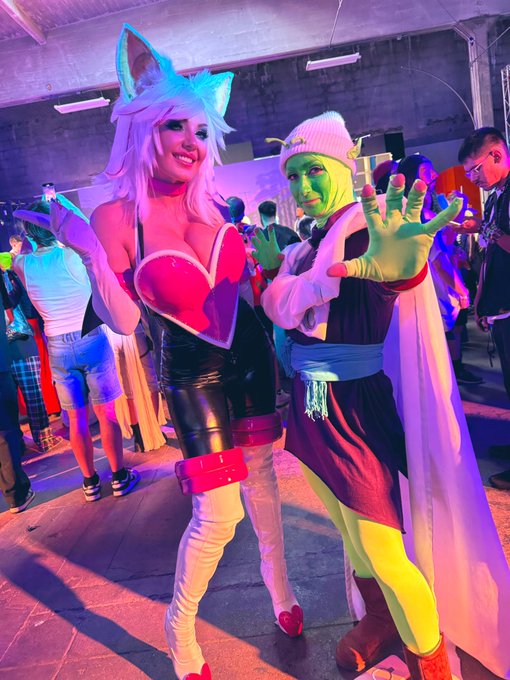 I didn't even recognize this best dad cosplay was @therealleanbeef  !! https://t.co/jt9KCAaSRU<a class="tags" target="_blank" title="On Twitter" href="/?out=eyJ0eXAiOiJKV1QiLCJhbGciOiJIUzUxMiJ9.eyJpYXQiOjE3Njc5OTI0MTgsImlzcyI6InR3cG9ybnN0YXJzLmNvbSIsIm5iZiI6MTc2Nzk5MjQxOCwiZXhwIjoxNzk5NTI4NDE4LCJyZWRpcmVjdF91cmwiOiJodHRwczovL3guY29tL3RoZXJlYWxsZWFuYmVlZiJ9.qzJInur4Frgr1yyg8PVXT9xuRNYn_NXLXy81DDgN_J32ZxIGauaZNNlBlJ86Wwbi3w5DRgamNGlNblkZMOLrJA">@therealleanbeef</a>