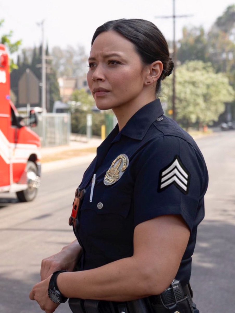 K1992kae's tweet image. “So much that I had to show you the world can be a scary place.”
Sergeant Chen is back in uniform this week making the world safer! 🚨🚨🚨