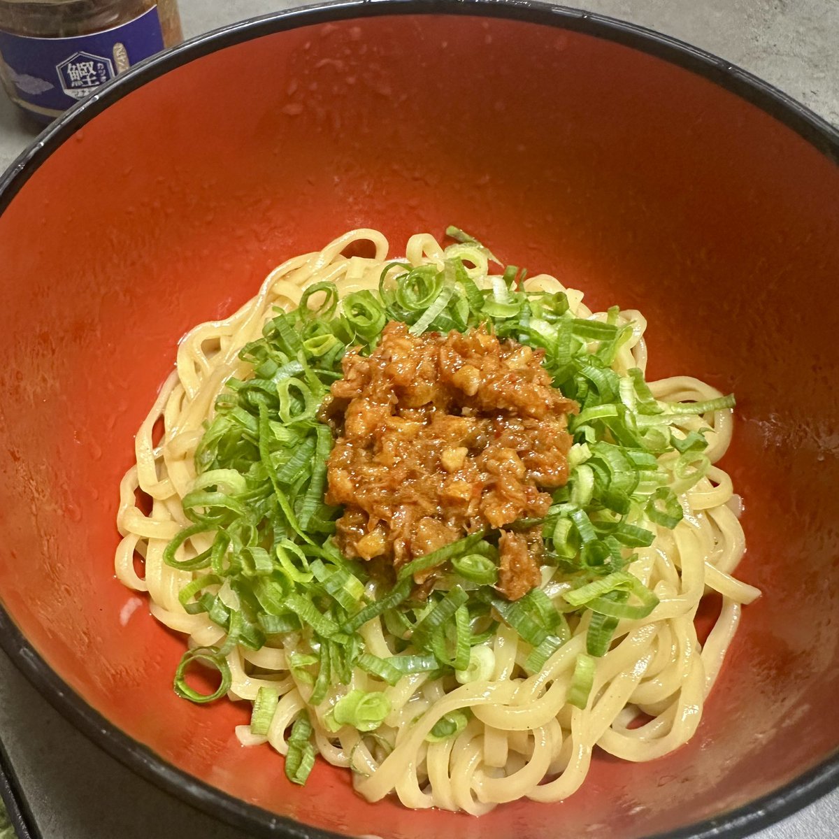 ＼✨🐟この新商品売れてます🌶️✨／
▶️ z3foods.com/tag/bottled/

🌶️万能おかずZさんのツナらー油が登場🐟
旨み、香り、ピリ辛が絶妙です🔥 💥
豆腐や炒飯🍚麺類🍜😋 なんでもかけてOK👌
晩御飯にいかがですか⁉️