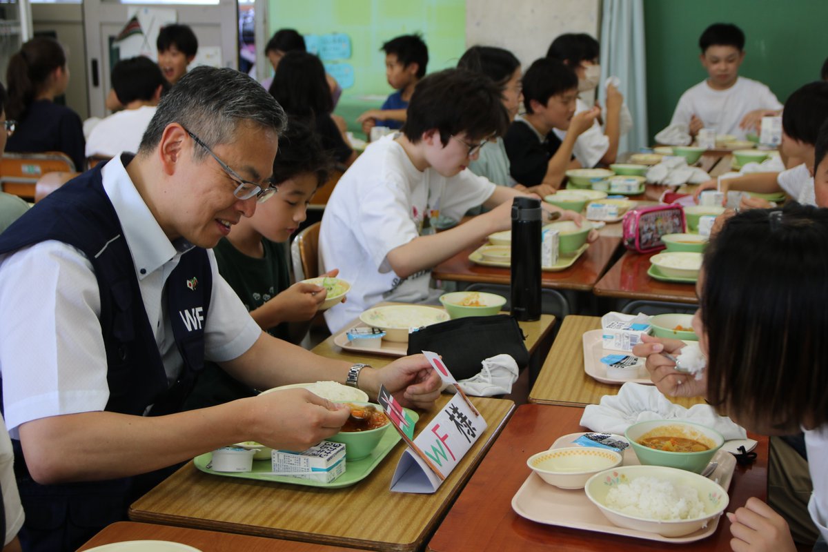 WFP_JP's tweet image. 横浜市立常盤台小学校で開かれた、特別授業に参加しました🏫8月に #横浜市 で開かれる #TICAD9 に向けた授業で、 ケニア大使館と一緒に講演を行いました。その後の #給食🥣では、#ケニア 料理の「カランガ」をいただきました!Asante sana!🇰🇪🇯🇵
@yokohama_koho