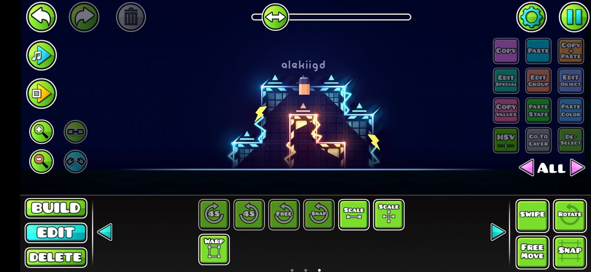 AleKiiGD tweet media