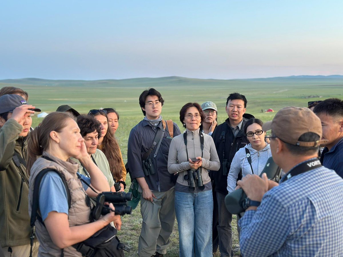 UN_EastAsia's tweet photo. 📍 Happening Now in Mongolia! 🇲🇳

Young crane researchers from across North-East Asia gather for NEASPEC’s first crane-focused youth training at Khurkh Khuiten Nature Reserve under the Connectivity Conservation Project. 🪽🪽
👉 https://t.co/2FJ3okmnE9 https://t.co/fkD6Fyyq71