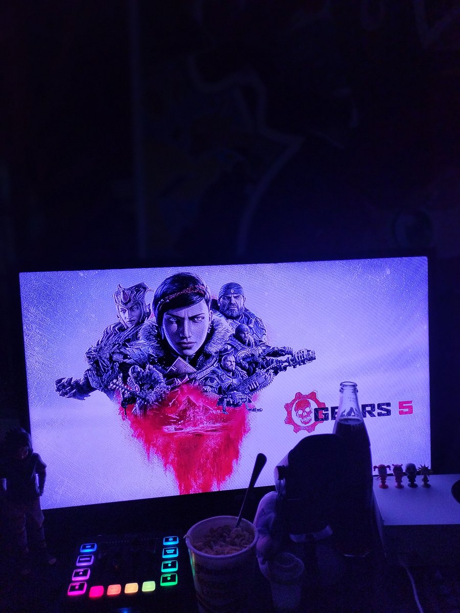 Estoy en vivo en Twitch, ¡Ven a pasar el rato! twitch.tv/isopitamarusha…