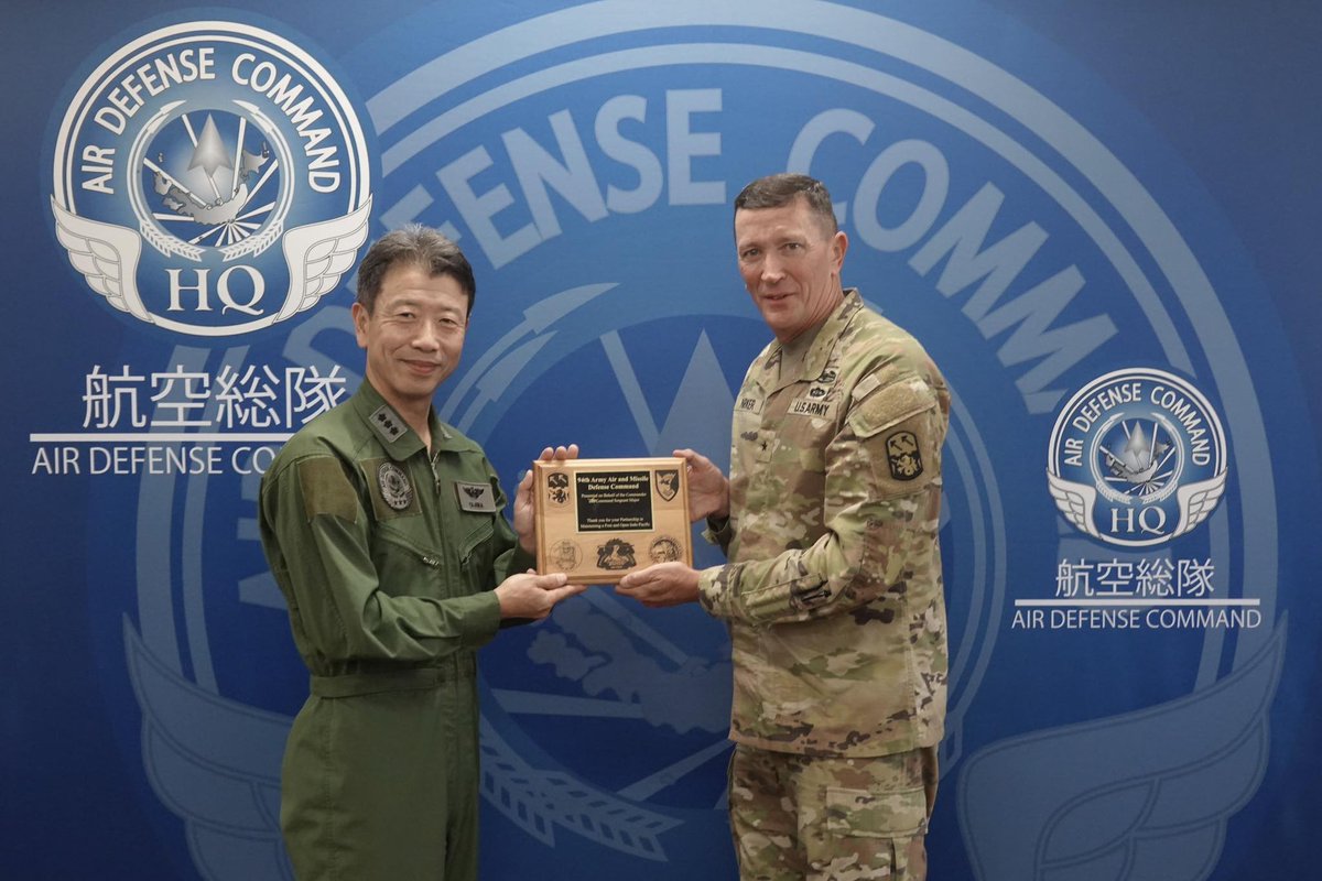 大判　米第94陸軍防空ミサイル防衛コマンド司令官（准将）　チャレンジ 米陸軍第94陸軍防空ミサイル防衛コマンド司令官ウィリアム・M