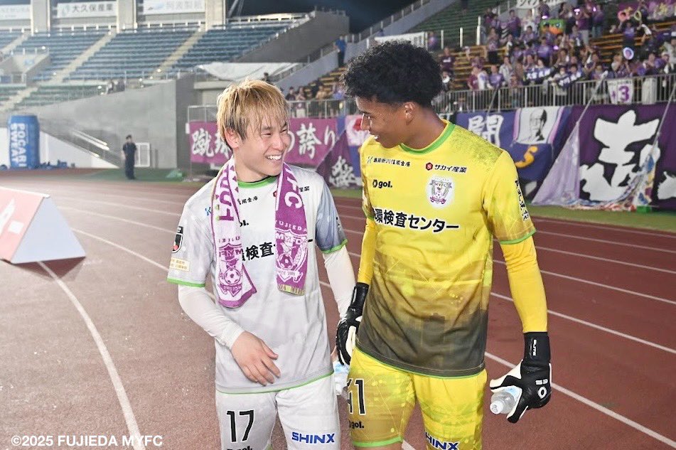 fujiedamyfc_pr's tweet photo. 🎞️ | 7/5 #徳島ヴォルティス 戦 

▼ 𝑴𝒂𝒕𝒄𝒉 𝑷𝒉𝒐𝒕𝒐𝒔 📸
https://t.co/zNUkXqewiT

#藤枝MYFC 
#2025徳島vs藤枝 https://t.co/esUf5FsW8j