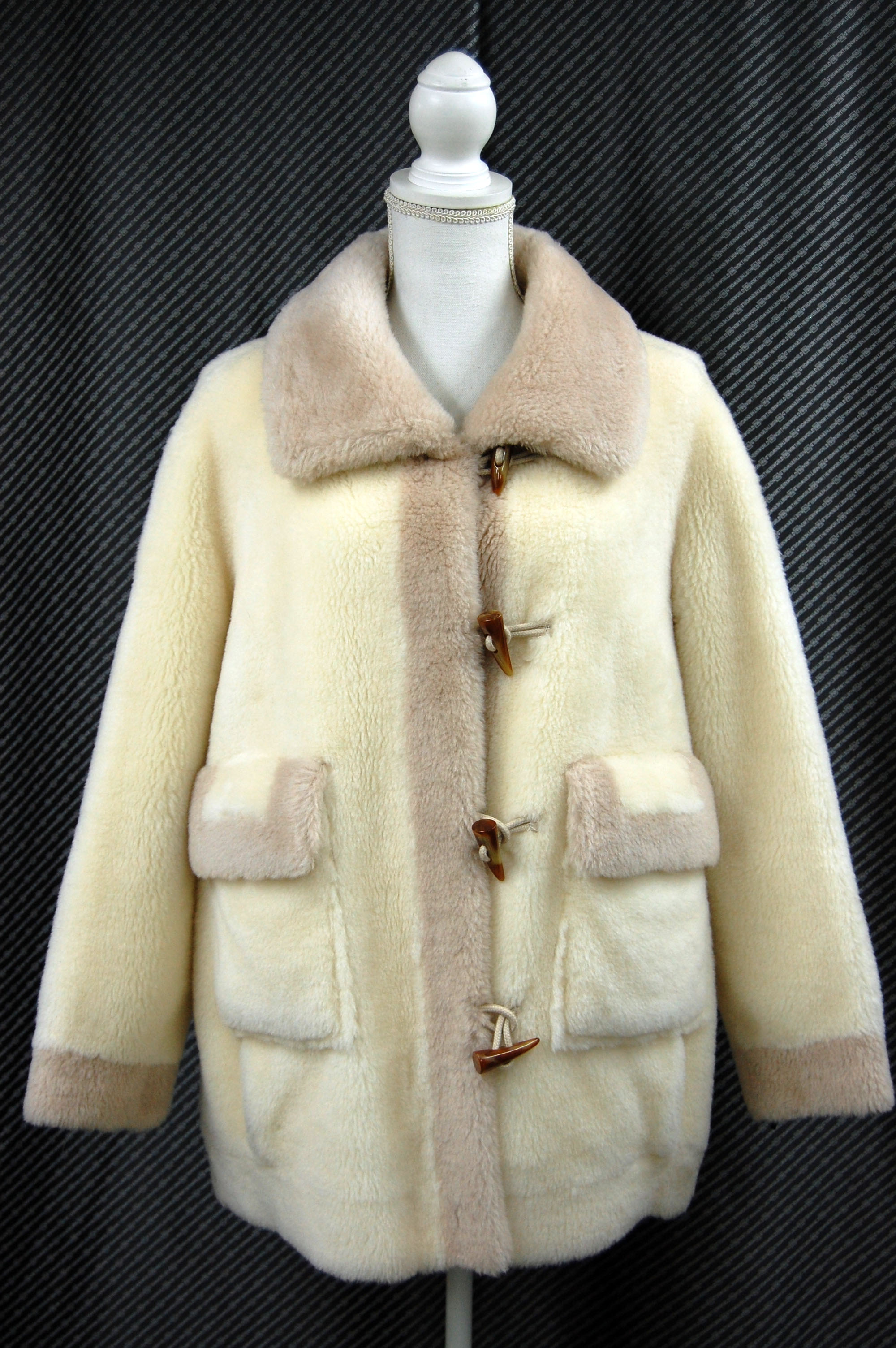 ♡モネ‼️NORTHERNWORLD BY mizuno ジャケット 毛皮&レザー製品販売ノーザンワールド NORTHERN WORLD by MIZUNO