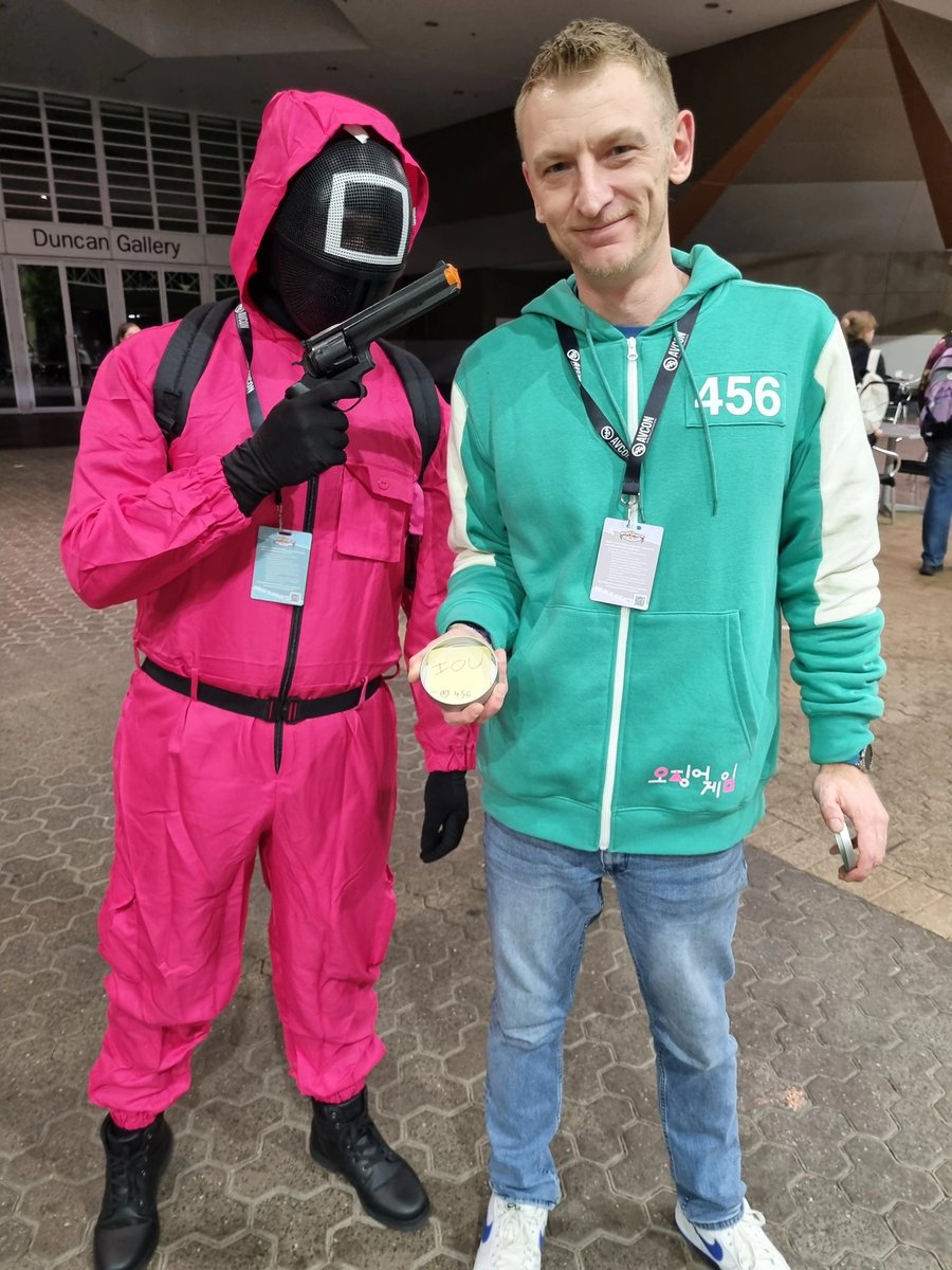 Jamage007's tweet photo. Went to AVCon 2025 as player 456 from Squid Game. Had a great time catching up with friends and getting top 16 in the Smash Bros tournament

@TeamAVCon_ @Amalind_Arcade @bigcheese_gg #avcon2025 #avcon https://t.co/hWmDjP6S4s