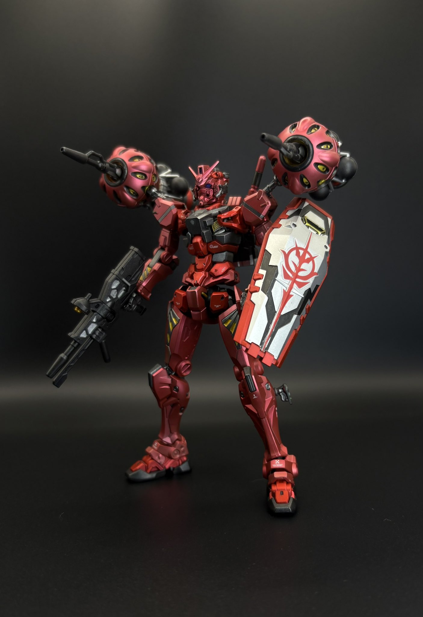 HG赤いガンダム キャンディ塗装完成品