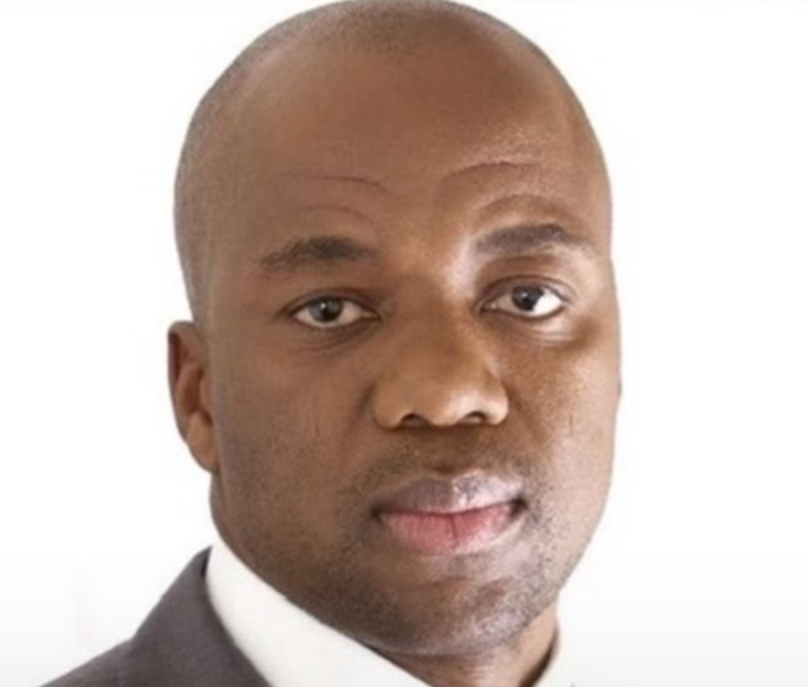 CertifiedEcoTourismDoyenne (@ms_tourist) on Twitter photo We indeed lost a rare gem here … His interviews were impartial, just like our First Lady of current affairs. <a href="/SakinaKamwendo/">Sakina Kamwendo</a> …Continue to Rest in Power Mphephethwa ❤️🩹 We indeed lost a rare gem here … His interviews were impartial, just like our First Lady of current affairs. <a href="/SakinaKamwendo/">Sakina Kamwendo</a> …Continue to Rest in Power Mphephethwa ❤️🩹