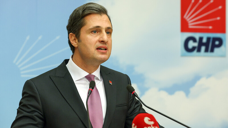 CHP Sözcüsü Deniz Yücel:

"Biz yolsuzluk, hırsızlık bilmeyiz."

Ne diyorsunuz?