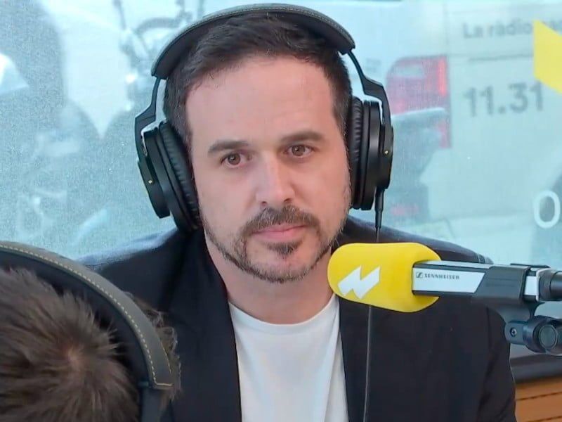 Ja m’entens (@jamentenscr) on Twitter photo 🏳️⚧️🏳️🌈 Aquest estiu recuperem els millors moments de la temporada. Avui us proposem tornar a escoltar la situació del col·lectiu LGTBIQ+ als EUA amb <a href="/fgarriga/">Francesc Garriga</a>, amb l'activista <a href="/mgiraltca/">maria giralt</a> i amb el secretari de la <a href="/plataformalgbti/">PlataformaLGTBIcat</a> Lluís Sanz i <a href="/rogerfonttv/">Roger Font Montornés</a> 3cat.cat/3cat/el-govern… 🏳️⚧️🏳️🌈 Aquest estiu recuperem els millors moments de la temporada. Avui us proposem tornar a escoltar la situació del col·lectiu LGTBIQ+ als EUA amb <a href="/fgarriga/">Francesc Garriga</a>, amb l'activista <a href="/mgiraltca/">maria giralt</a> i amb el secretari de la <a href="/plataformalgbti/">PlataformaLGTBIcat</a> Lluís Sanz i <a href="/rogerfonttv/">Roger Font Montornés</a> 3cat.cat/3cat/el-govern…