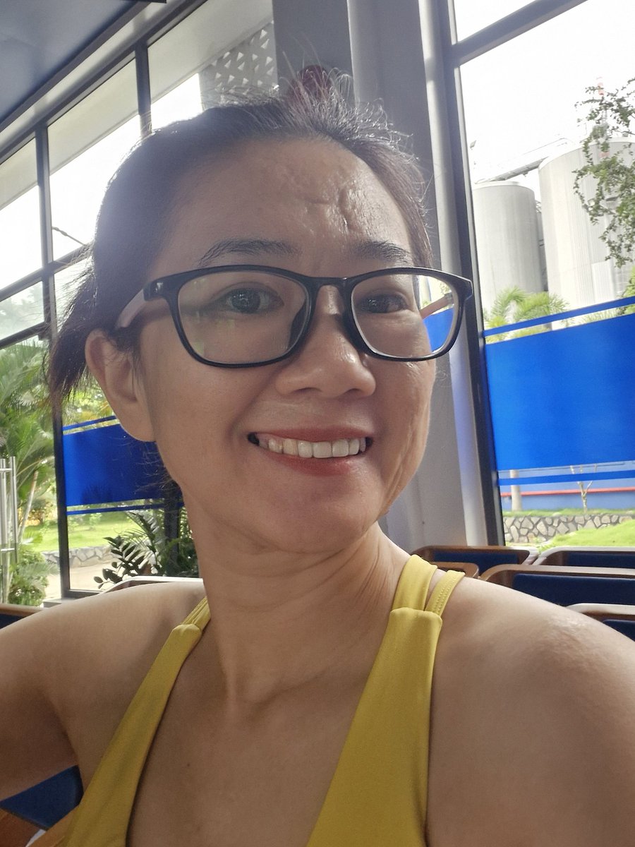 Em có nhận dạy tại công ty, văn phòng nhen các ce ơi, các chủ tịch ơi. Luyện tập cho thân thể khỏe mạnh, tinh thần minh mẩn thôi ạ