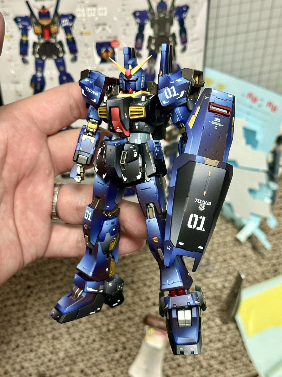 #ティターンズは立つのだ
