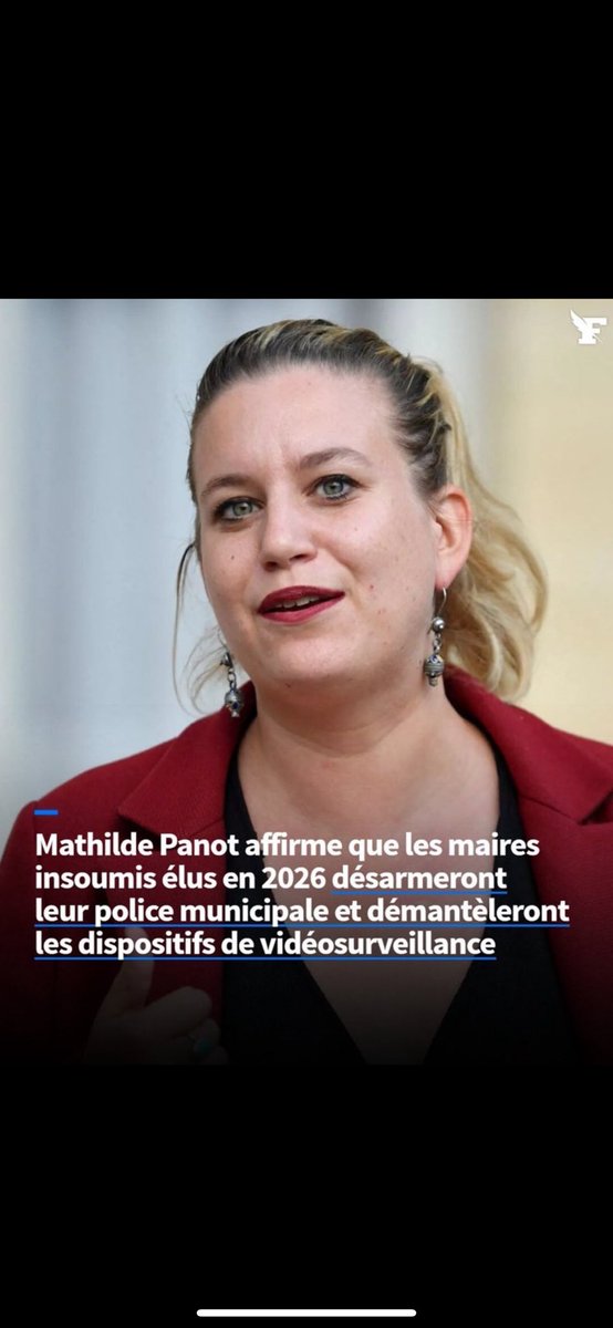 La France Insoumise et l’extrême-gauche sont la honte de la France, les destructeurs de notre démocratie et les fossoyeurs de notre civilisation.

Ce parti qui ne jure que par le communautarisme pour exister, qui suscite des polémiques graves, qui bordélise l’Assemblée Nationale