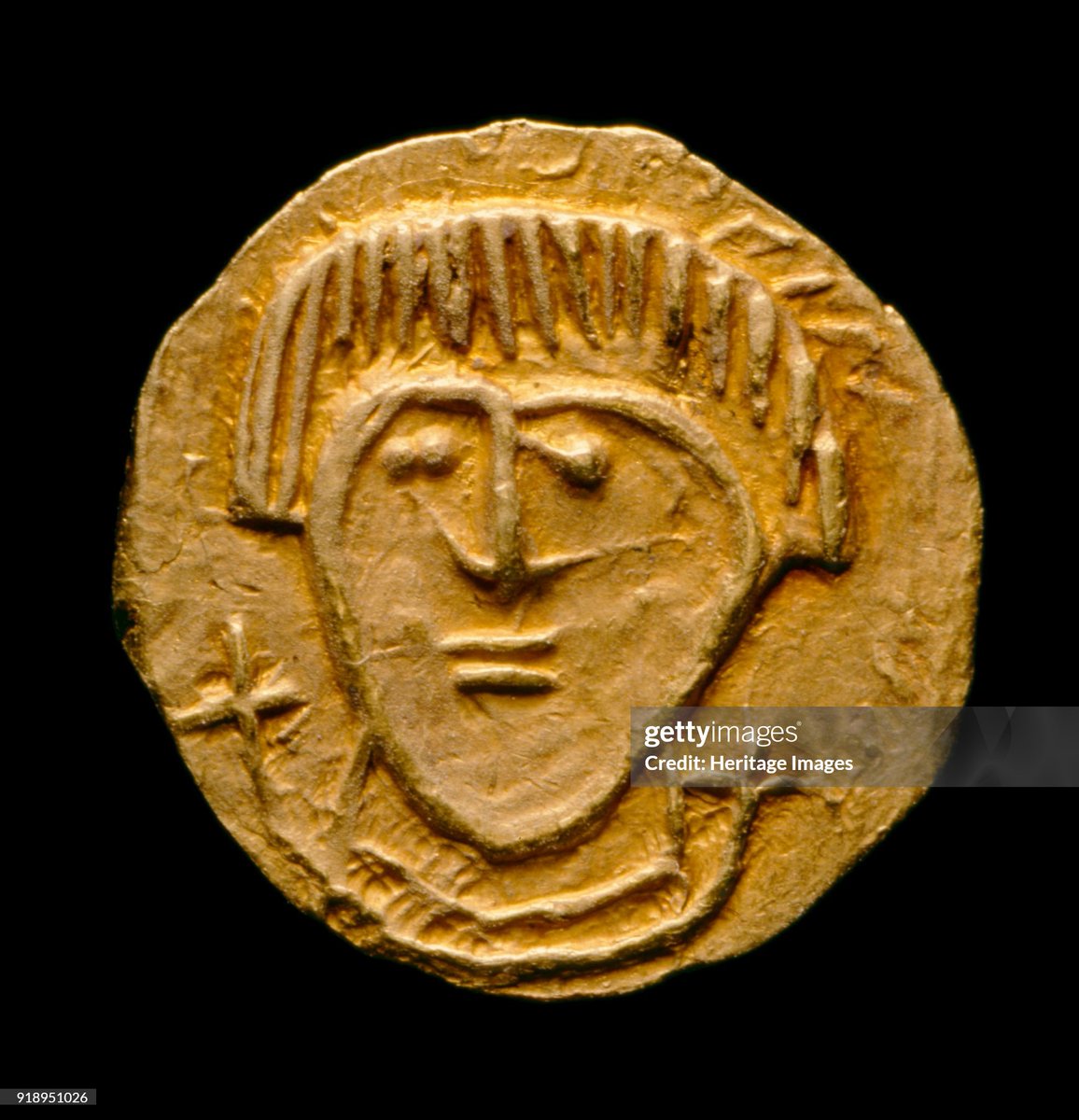 Crondall coin no. 59; Anglo-Saxon Coin, 7th century. Dimensions: diameter: 13 mmweight: 1.31 gdie-axis: 3 o'clock (2000)